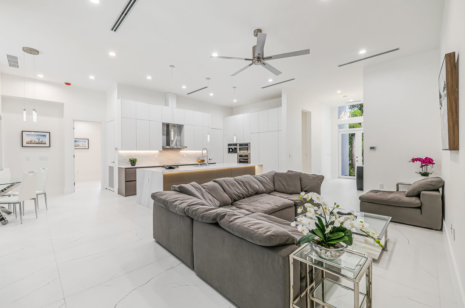 11780 NE 8th Ave photo 35