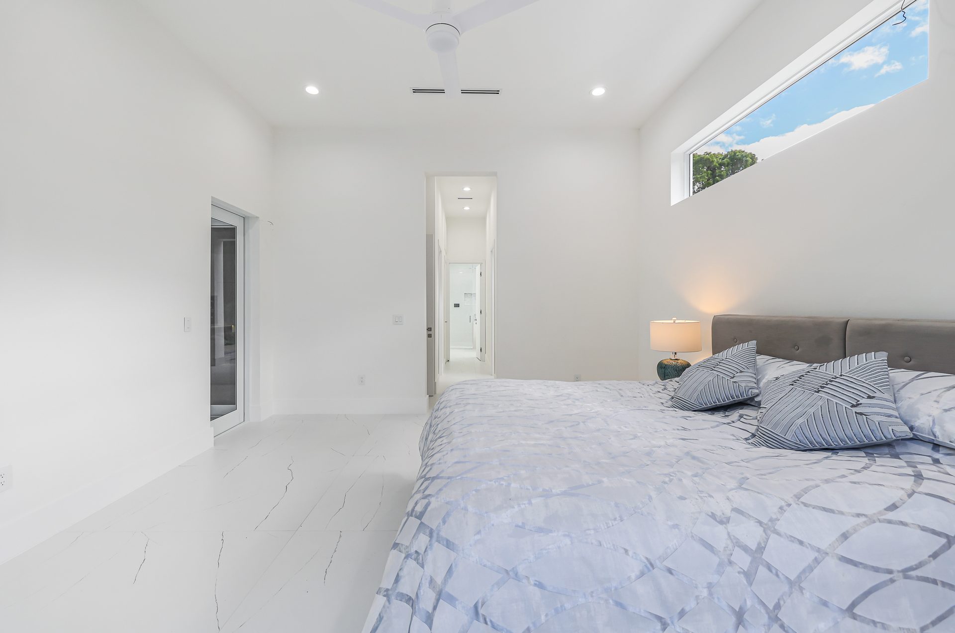 11780 NE 8th Ave photo 40