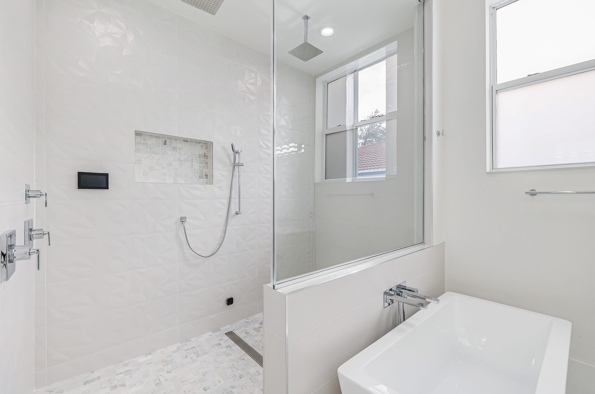 11780 NE 8th Ave photo 43