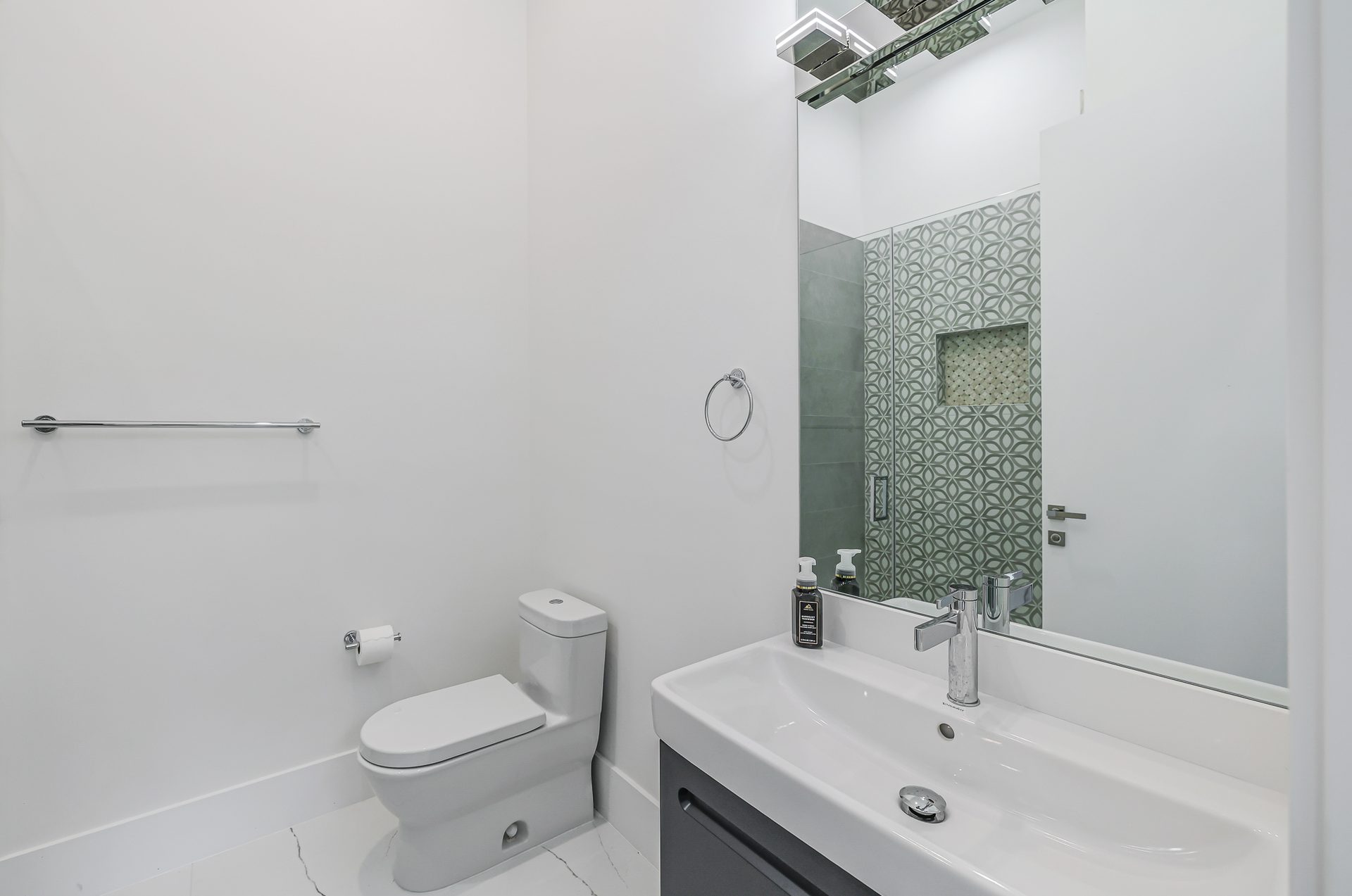 11780 NE 8th Ave photo 54