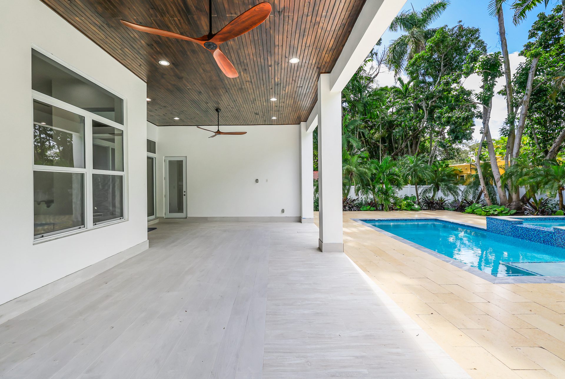 11780 NE 8th Ave photo 62